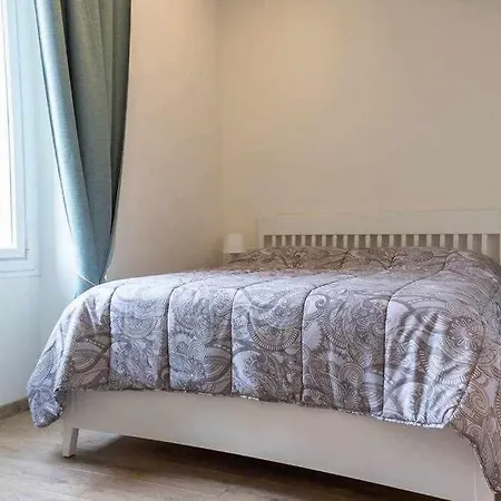 Casa Sonia Pieno Centro Apartman Imperia